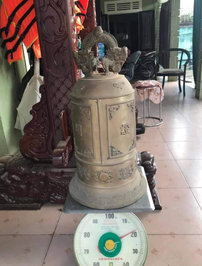 Ý nghĩa của chuông đồng trong bàn thờ cúng